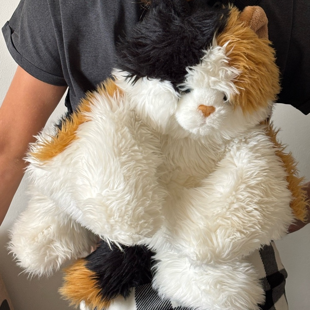 Aurora Plush Backpack - Picture 6 of 8